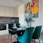 Blue Mandarin - Chlebova Apartments